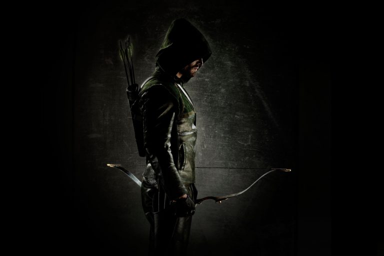 Arrow Picked Up for A Full Season By The CW